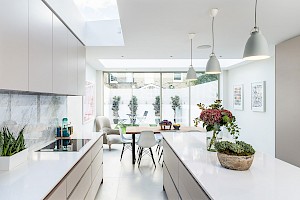 Light and airy Kitchen, Basement conversion in Fulham, London.